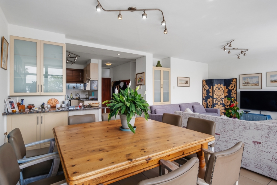 2 Bedroom Property for Sale in Kenilworth Western Cape